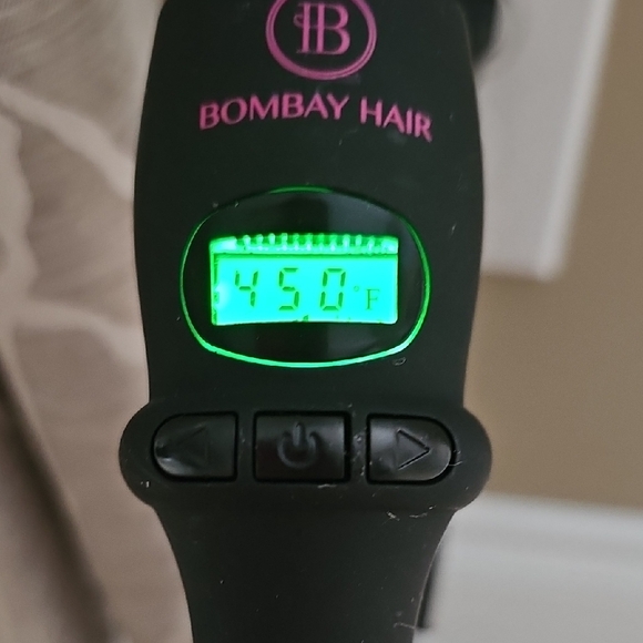 Bombay Hair 32mm 1.24 Black and Rose Gold Styling Tool - Picture 5 of 5